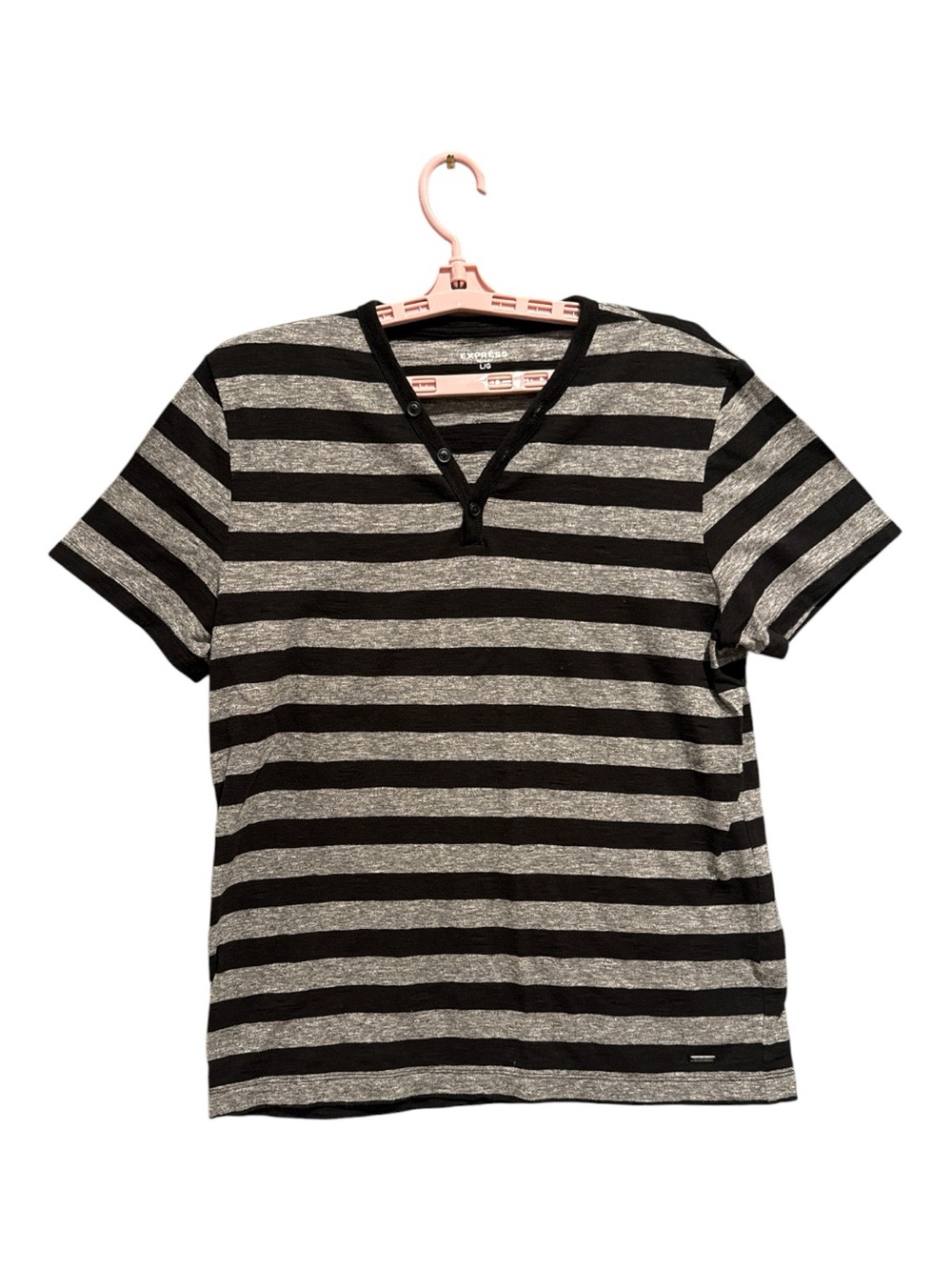 Express Men's Black Gray Striped V-Neck Neck Short Sleeve T-Shirt Size L Casual